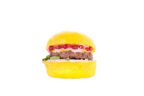 Trend Burger - PINK ROCCA SLIDER - Freshly baked Potato bun, Certified Angus Beef Patty, Cheddar Cheese, Rocca Leaves,Pomegrenate, Served with Pink Sauce.