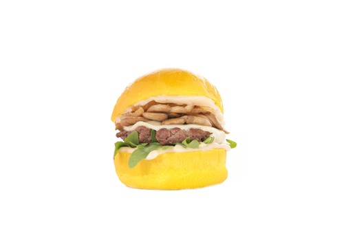 Trend Burger - MUSHROOM BEEF SLIDER - Freshly baked Potato bun, Certified Angus Beef Patty, Lettuce, White Cheddar Cheese,Rocca leaves, Sautèèd Organic Mushroom, Caramelized Onion, served with Trend Special Sauce.