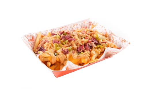 Trend Burger - CHILI CHEESE FRIES - Hand-cut potatoes deep-fry to golden brown. Topped with Cheddar Cheese sauce, Caramelized Bacon-bits, Fried Onion, Chopped Jalapeños and doused with