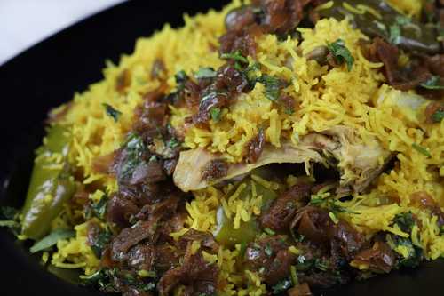 Al Kharof Restaurant - Chicken Maqluba