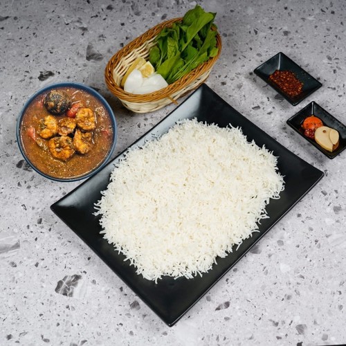 White Rice With Shrimp curry