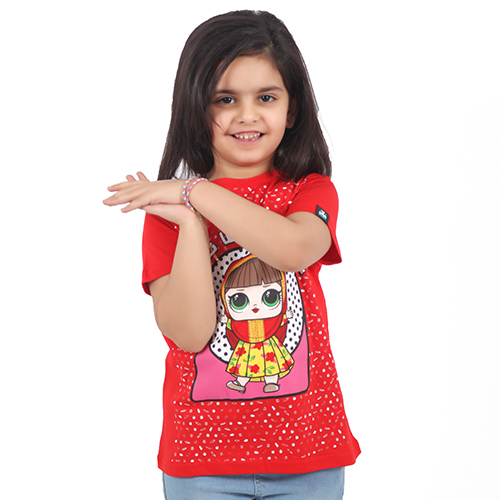 Gergean T-shirt / Red - Lovely girl figure character wearing traditional Kuwait children clothing for the occasion of Gergean .. the middle night of Islamic holy month Ramadan