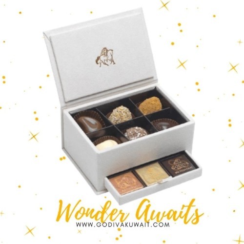 Crème Velvet Box - Mini Velvet box - contains 18pcs chocolates, 6 assorted chocolates and 12 Godiva Carre.

Small Velvet box - This box contains 30 different types of Godiva chocolates and 30 Carres 

Large Velvet box - This box contains 48 different types of Godiva chocolates and 70 Carres.

Extra Large velvel box - This box contains 56 Assorted Godiva chocolates and 144 Godiva Carres.