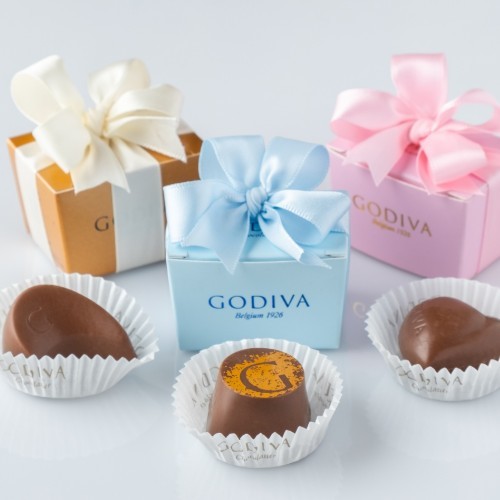 Giveaways Box - A gift box containing 1 piece chocolate for giveaways (Available in Gold, Pink and Blue).