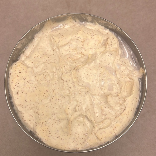 سنفره الجسم بزيت الارجان الاصلي ٥٠٠ مل - تفتيح الاماكن الداكنه&nbsp;توحيد اللون&nbsp;تنعيم وترطيب لفتره طويله&nbsp;ازاله الجلد الميت&nbsp;


الحفظ&nbsp;في مكان جاف معتدل البروده&nbsp;احفظه بعيدا عن متناول الاطفال&nbsp;تجنب لمس العين&nbsp;
الاستعمال&nbsp;على بشره رطبه لمده ١٥ دقيقه مع التفريك البسيط&nbsp;يفضل مع بخار