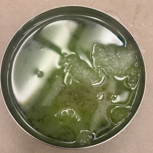 500 ml سنفره النعناع والليمون - تفتيح الاماكن الداكنه&nbsp;توحيد اللون&nbsp;تنعيم وترطيب لفتره طويله&nbsp;ازاله الجلد الميت&nbsp;

الحفظ&nbsp;في مكان جاف معتدل البروده&nbsp;احفظه بعيدا عن متناول الاطفال&nbsp;تجنب لمس العين&nbsp;
الاستعمال&nbsp;على بشره رطبه لمده ١٥ دقيقه مع التفريك البسيط&nbsp;يفضل مع بخار