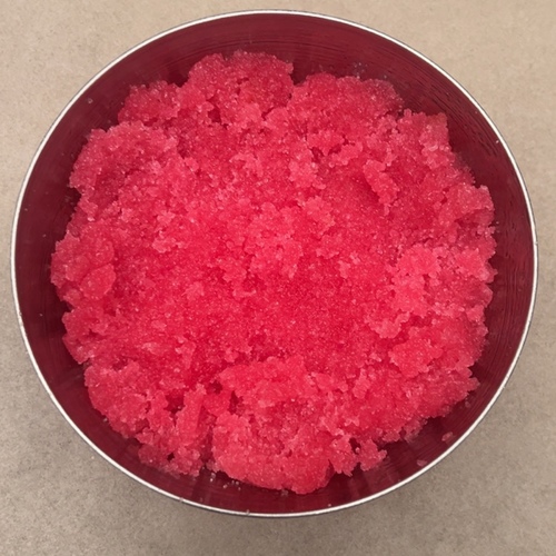 سنفره الفراوله ٥٠٠ مل - تفتيح الاماكن الداكنه&nbsp;توحيد اللون&nbsp;تنعيم وترطيب لفتره طويله&nbsp;ازاله الجلد الميت&nbsp;
الحفظ&nbsp;في مكان جاف معتدل البروده&nbsp;احفظه بعيدا عن متناول الاطفال&nbsp;تجنب لمس العين&nbsp;
الاستعمال&nbsp;على بشره رطبه لمده ١٥ دقيقه مع التفريك البسيط&nbsp;يفضل مع بخار