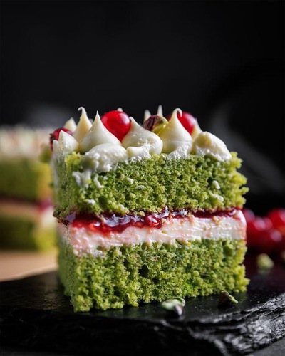 كيكة بيستاشيو