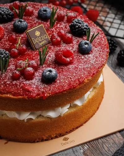 Victoria  Cake