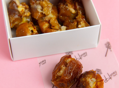 Walnut taamr