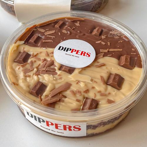 Kinder layers cake - Layers of fresh cake delicious kinder chocolate and milk chocolate for 2-3 persons