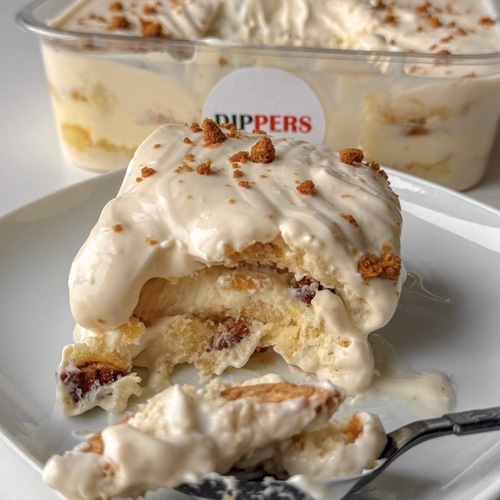 Honey bee cake