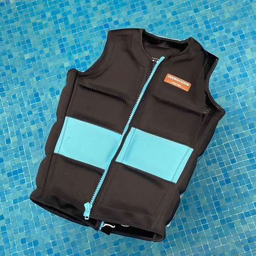 life jacket - black & blue