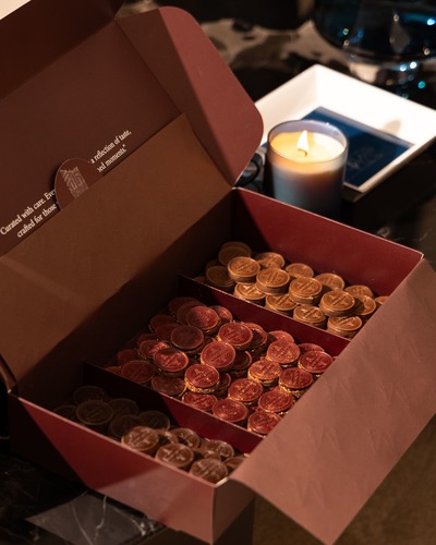 CLARET BOX