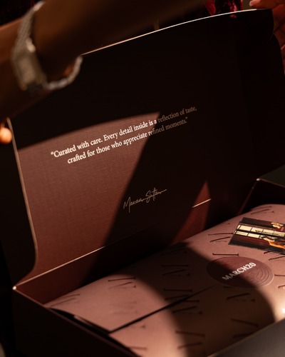 CLARET BOX