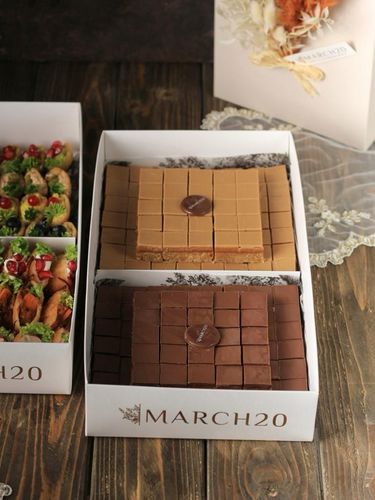 Laura Box Offer
