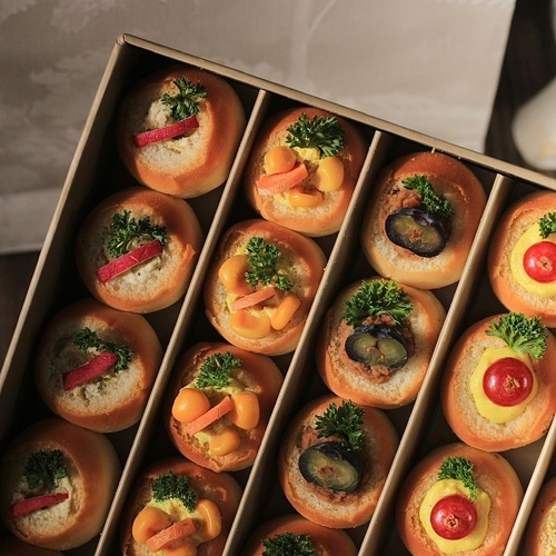 Al Anoud Box