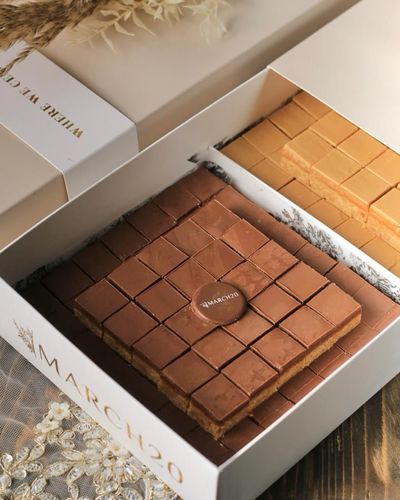 Laura Box (Sweet)