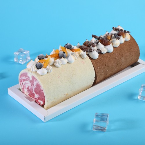 Swiss Roll Gelato 1 - Chocolate Swiss Roll (Mascarpone and Dates)Vanilla Swiss Roll (Mascarpone and Mixed Berries)