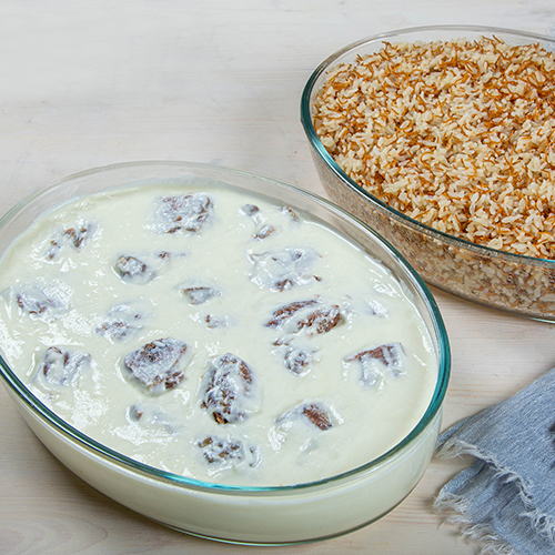 Shakriya Gathering - Meat chunks simmered in yogurt sauce served with your choice of (Vermiclli Rice-Vermecilli Bulgur). Preparation time:180min.