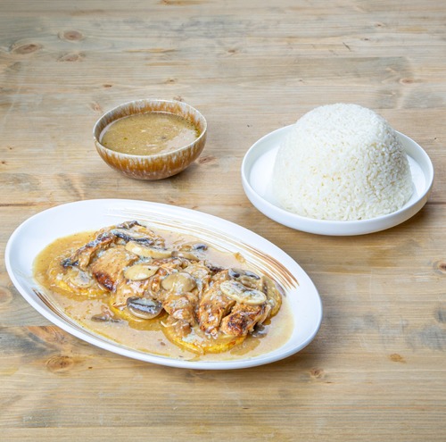 Chicken With Lemon And Garlic - Served with white rice