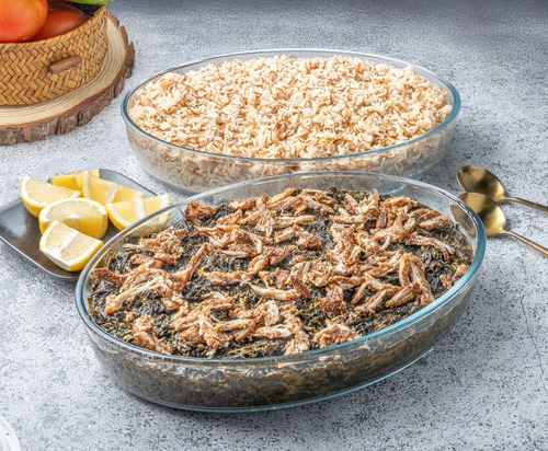 Moloukhiya Leaves with chicken gathering