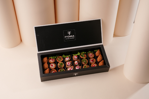 Mini kobba mix - mini kobba contain 24 pcs of mini special kobba with four flavors taboula, mtabal, lebnah and borghol