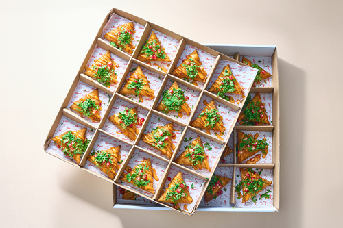 Box Sweet & Salt 32 Samosa - A new trail of our distingushed samosa, your choice of dalt and sweet