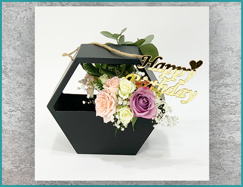 Gp126 - box with natural flower