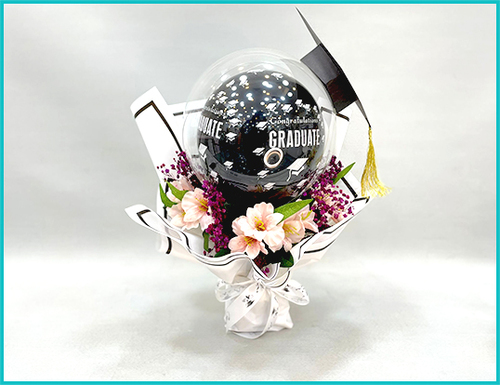 Gp246 - Boquet graduataion with ballon