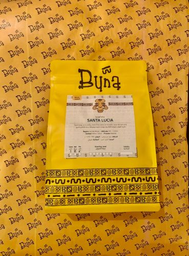 Brazil – Santa Lucia 250g - Region: Sul de minas  Process: Natural  Varietal: Yellow Catuai  Altitude: 900 – 1020  Type: Single Origin Notes: Round Body, lactic acidity, sweet finish, Notes
of chocolate, cocoa and nutty