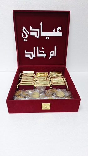بوكس العيدرقم 5 - بوكس العيادي المخمل يحتوي على ٥٥حبة شوكليت
بالإمكان تغير عبارة البوكس بعبارات من أختياركم أو حسب مناسبتكم