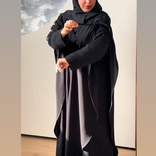 غطاء فوق العباية