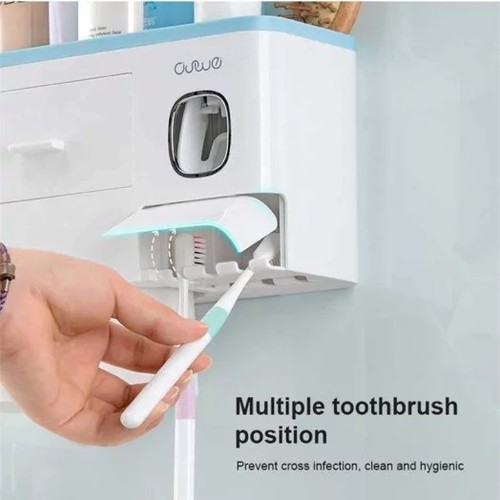 Hanging shelf for the bathroom with multiple uses