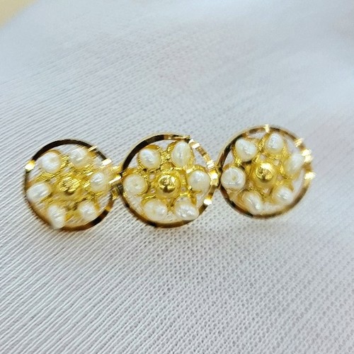 Brooch gold(21k) weight(3.2)