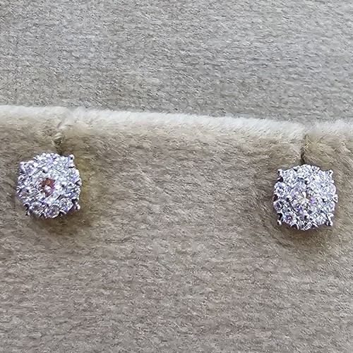 earings lab grown Diamond (1.2)gr (0.2)crt (VVS-FG)