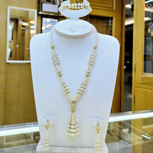 Full set gold (18k) weight (10.79)gr lulu(45.8)gr size 50cm