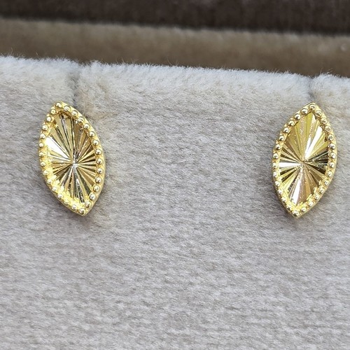 Earings gold (21k) weight (1.47)gr for daily use