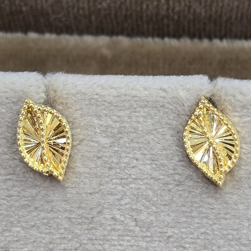 Earings gold (21k) weight (1.74)gr for daily use