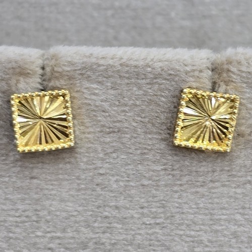 Earings gold (21k) weight (1.7)gr for daily use