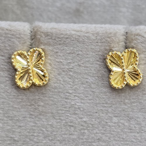 Earings gold (21k) weight (2)gr for daily use