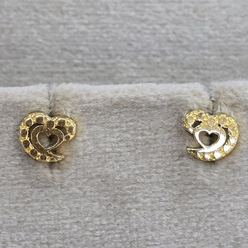 Earings gold (21k) weight (1.55)gr for daily use