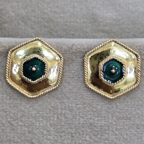 Earings gold meena (21k) weight (2.1)gr