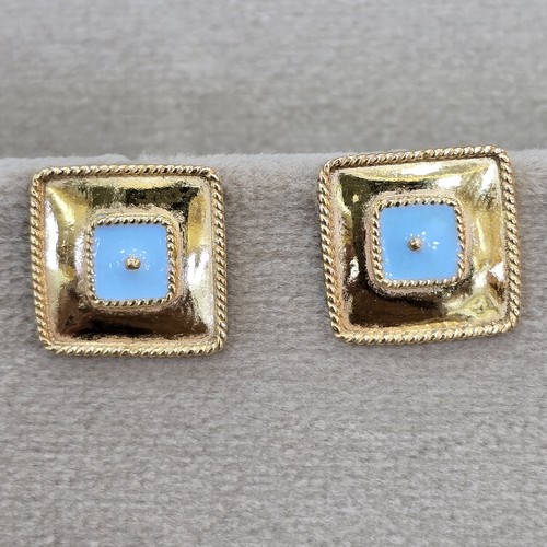 Earings gold meena (21k) weight (2.1)gr