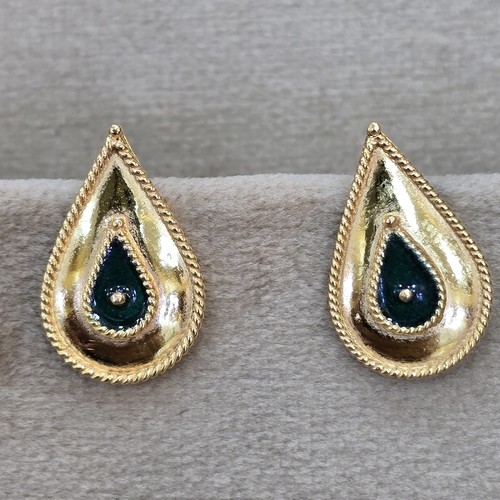 Earings gold meena (21k) weight (2.1)gr