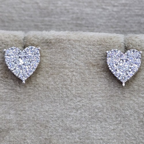 earings lab grown Diamond (1.8)gr (0.30)crt (VVS-FG)