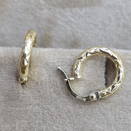 Earings Gold hoops (18k) weight (0.9)gr size (12mm)