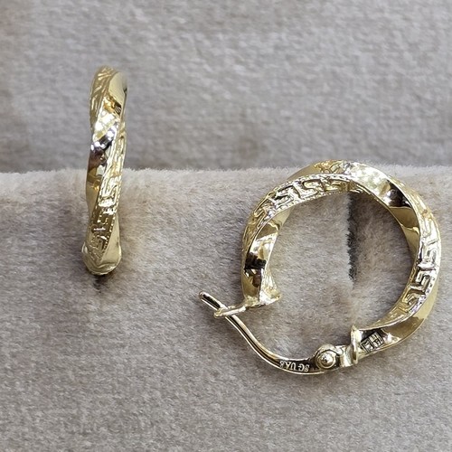 Earings Gold hoops (18k) weight (1.8)gr size (14mm)