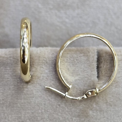 Earings Gold hoops (18k) weight (1.1)gr size (14mm)