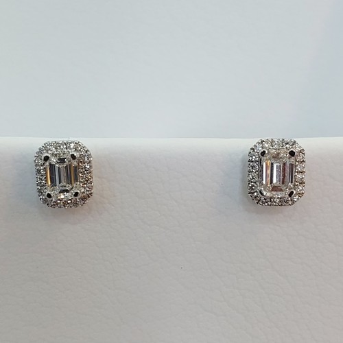 Earings Diamond gold(18k) (1.84)gr (0.65)crt (VVS-FG)L.G.D